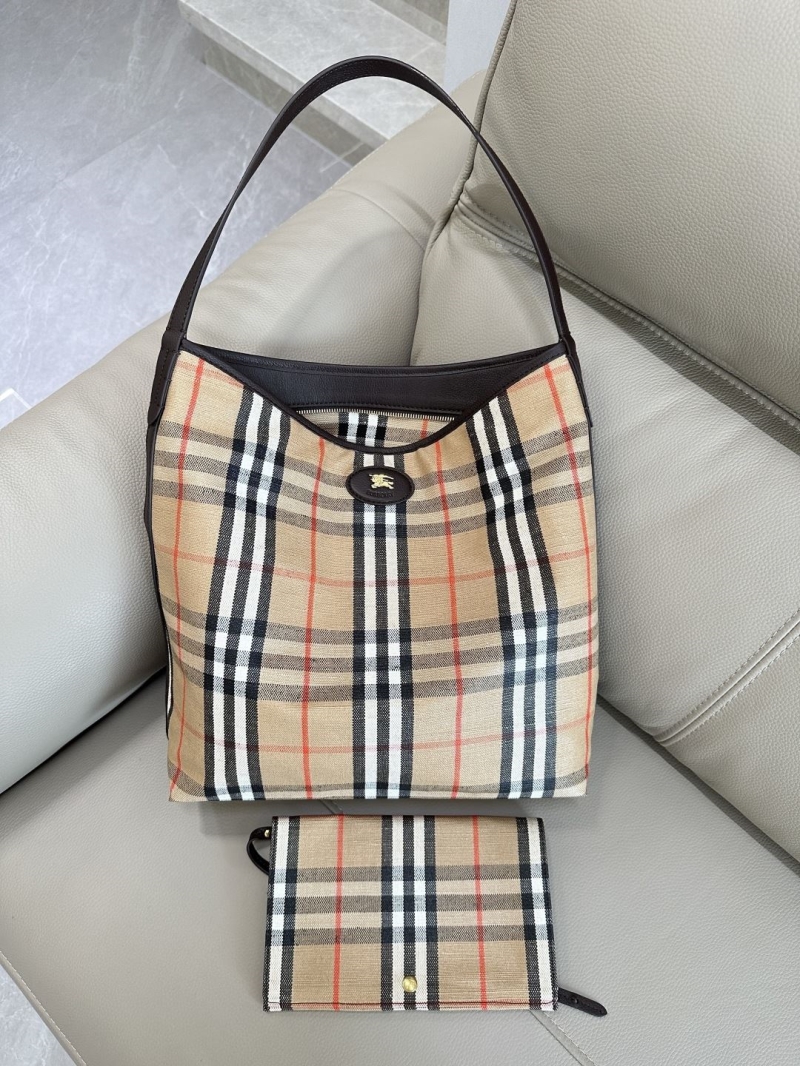 Bv*b*rry hobo bags